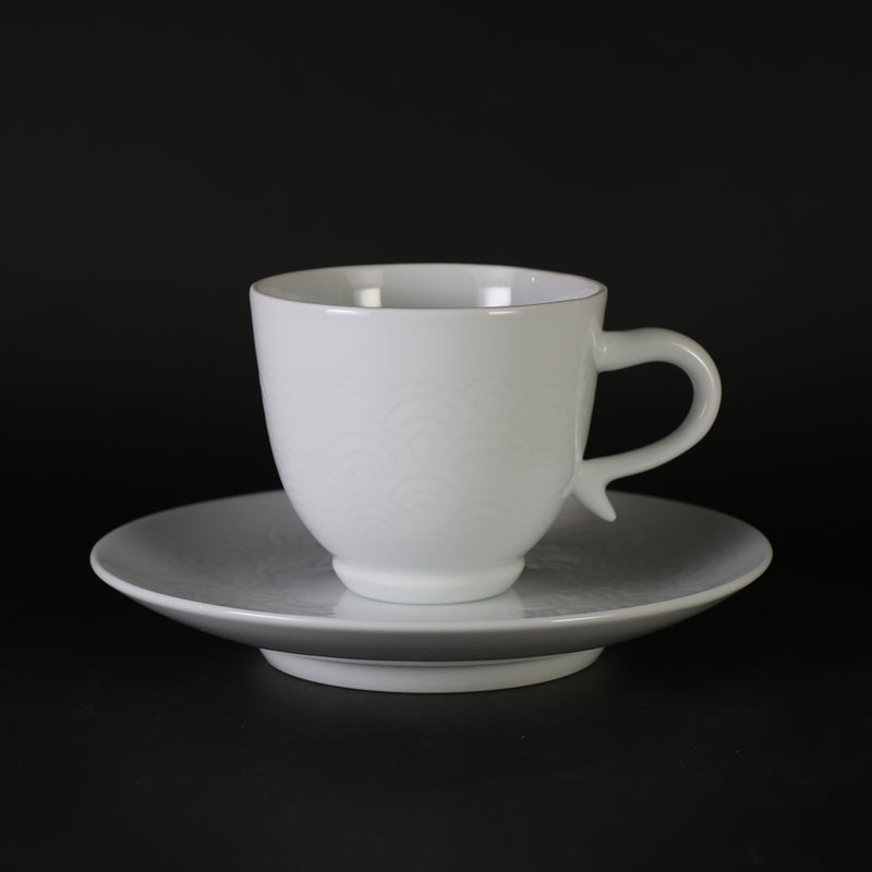 Manji Inoue white porcelain blue sea wave design coffee bowl