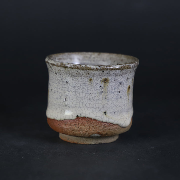 内村慎太郎 作 斑唐津ぐい呑 No.88 – ギャラリー一番館オンラインショップ