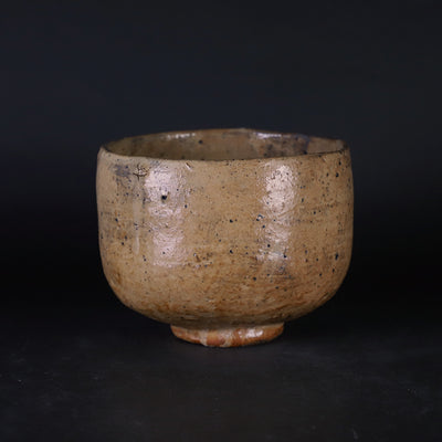 Karatsu red tea bowl by Yu Maruta