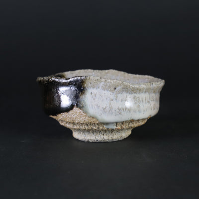 Korean Karatsu Kuinomi cup (No. 22) by Sakurei Okamoto