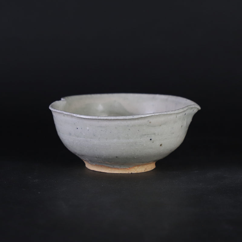 Yasumoto Kajiwara&