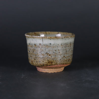 Madara Karatsu sake cup by Taki Nakazato