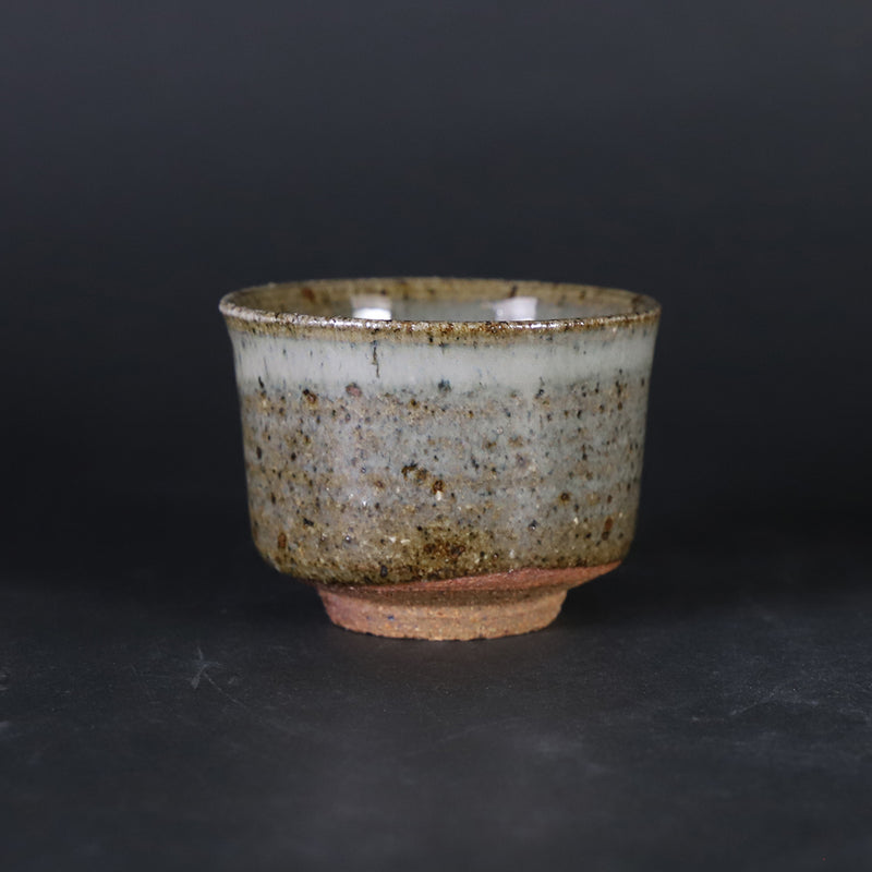 Madara Karatsu sake cup by Taki Nakazato