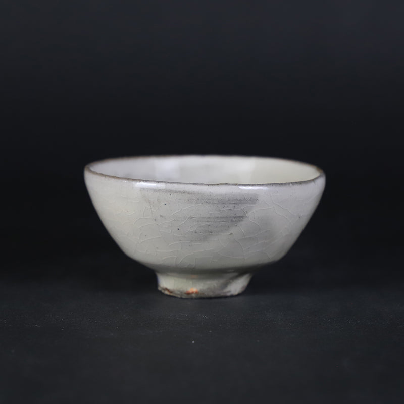 中里太亀　作　粉引ぐい呑