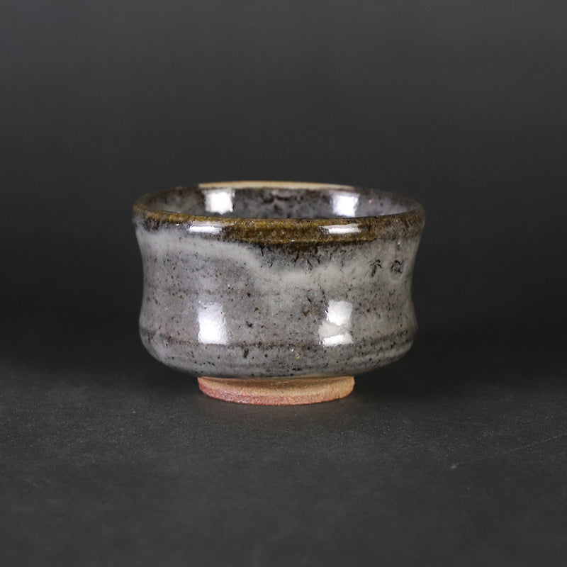 Nakazato Taroemon Kiln Oribe Karatsu Sake Cup (Susuki)