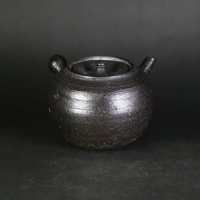 Suzu Karatsu teapot No.26 by Yasumoto Kajiwara