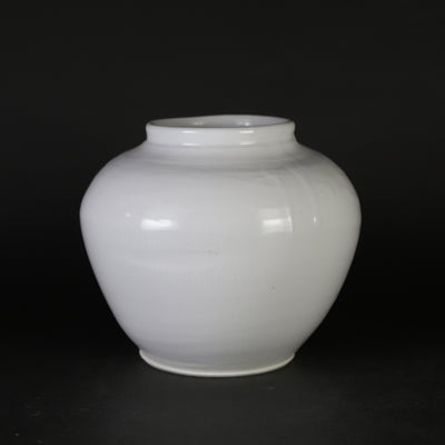 土屋由起子　作　唐津白磁壷