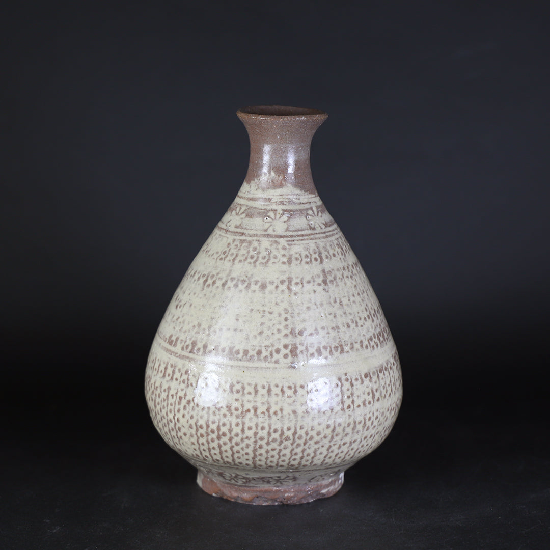 武末日臣 作 三島徳利 No.117 – ギャラリー一番館オンラインショップ