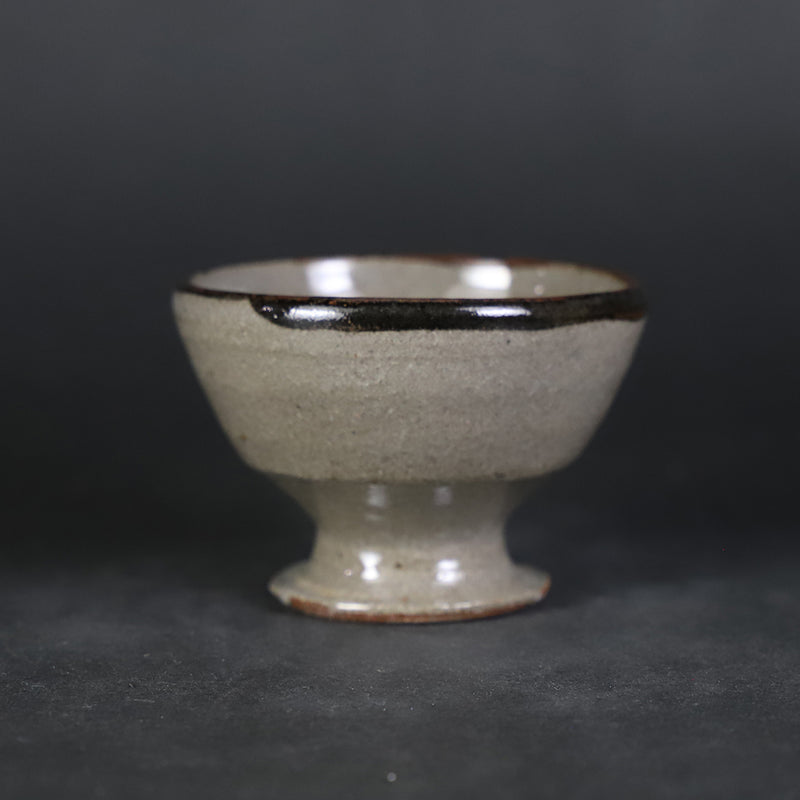 中里太亀　作　皮鯨高脚杯