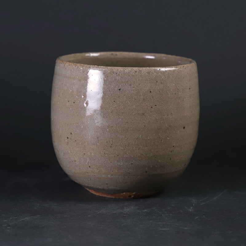 Nakazato Tarouemon Kiln Karatsu Choko (Large, Painted Karatsu: Pampas Grass)
