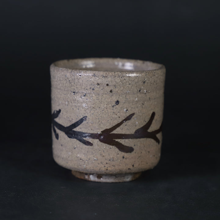 内村慎太郎 作 絵唐津筒ぐい呑 No.17 – ギャラリー一番館オンライン