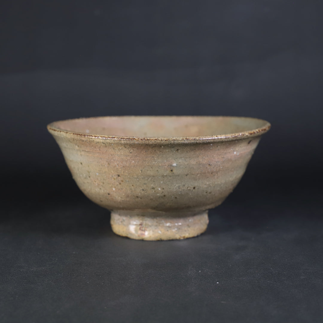 人気作家　武末日臣（新品未使用）粉青茶碗 武末日臣 作 斗々屋茶碗 No.123 – ギャラリー一番館オンラインショップ