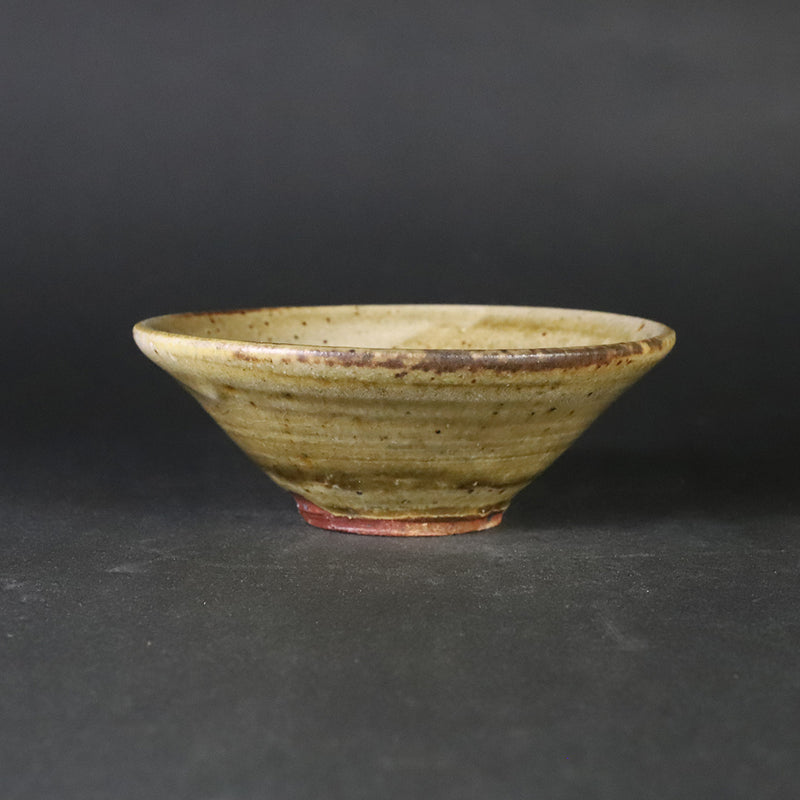 Ash-glazed sake cup by Takashi Nakazato