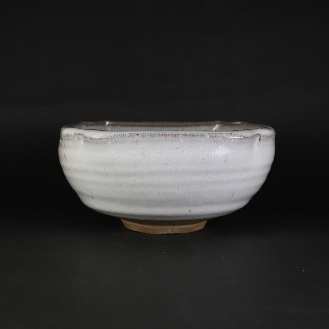 中里太亀 作 斑唐津四方鉢 – ギャラリー一番館オンラインショップ