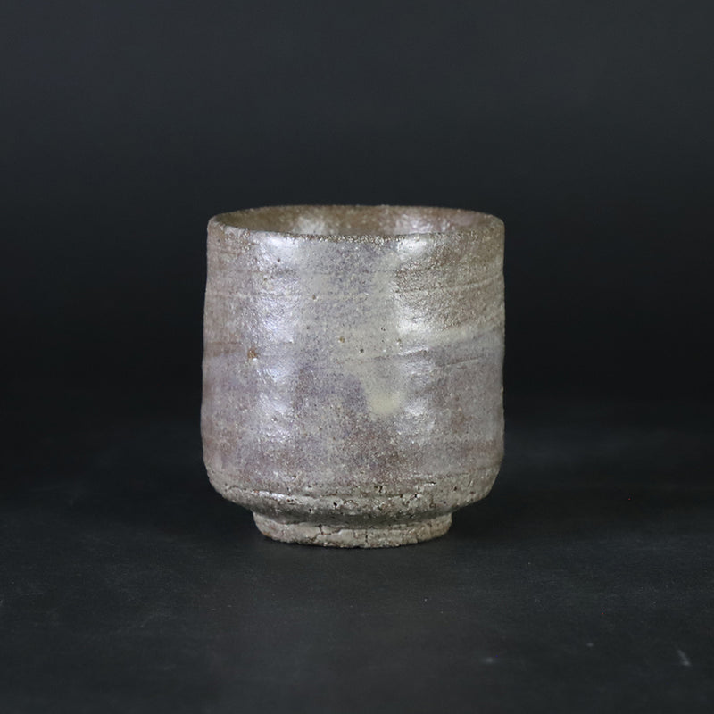 Karatsu sake cup 2 made by the 14th generation Nakazato Tarouemon