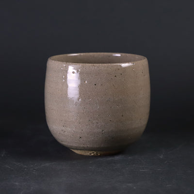 Nakazato Tarouemon Kiln Karatsu sake cup (large, painted Karatsu: Tori)