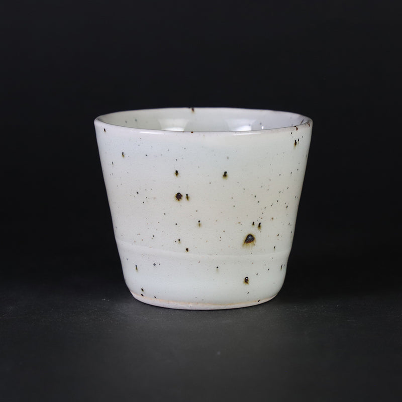 Blue and white glazed soba cup by Nakazato Taiki