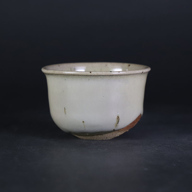Madara Karatsu sake cup 1 by Nakazato Taki