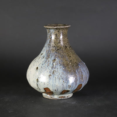 Madara Karatsu Sake Bottle No.29 by Munehiko Maruta