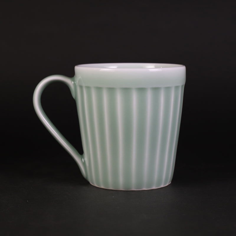 Kosengama Celadon Line Carved Mug