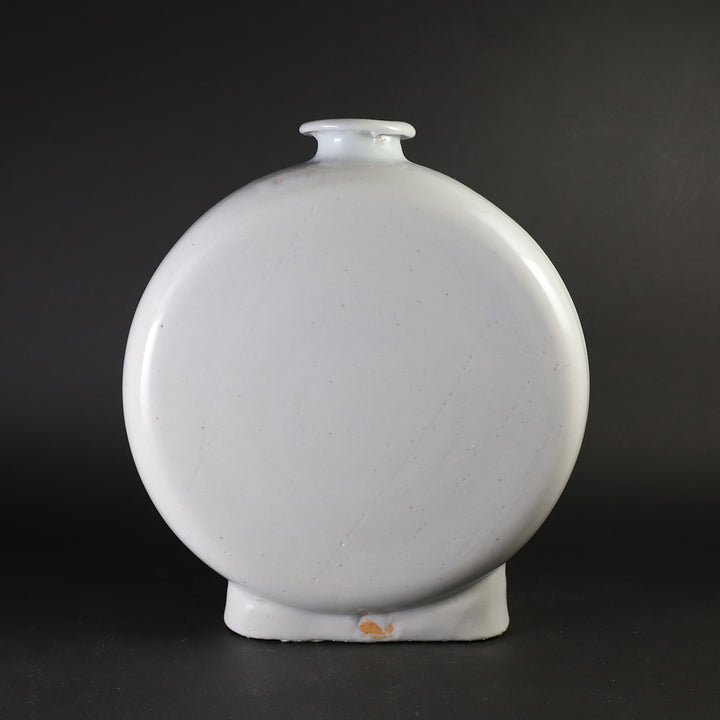 中里健太 作 青白磁花入 – ギャラリー一番館オンラインショップ