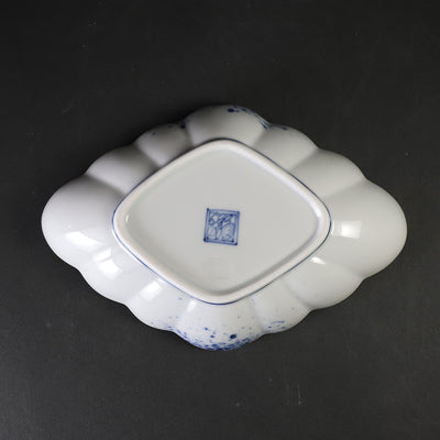 福泉窯　変り絵菱形菊割向付