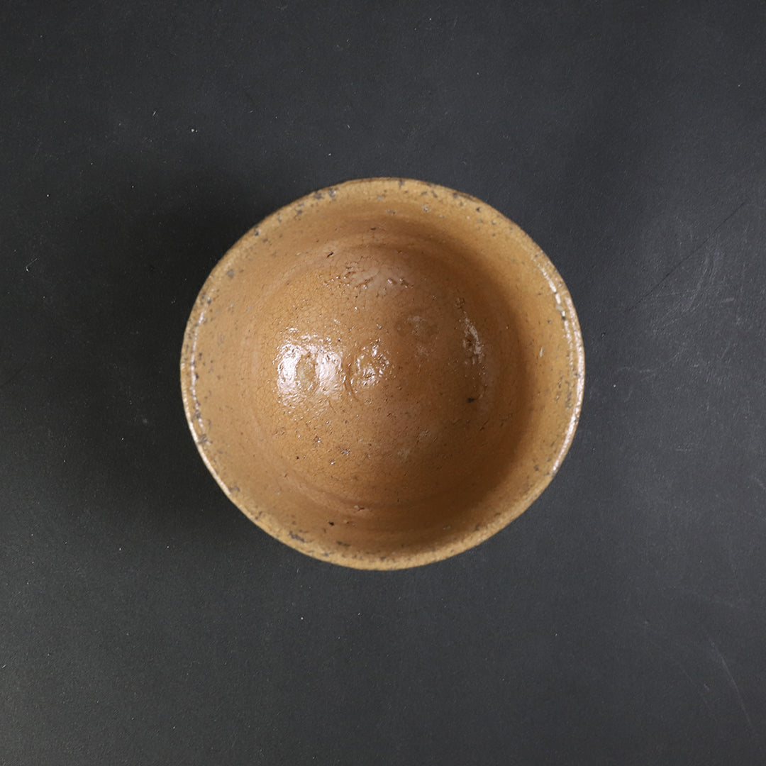 内村慎太郎 作 奥高麗ぐい呑 No.66 – ギャラリー一番館オンラインショップ