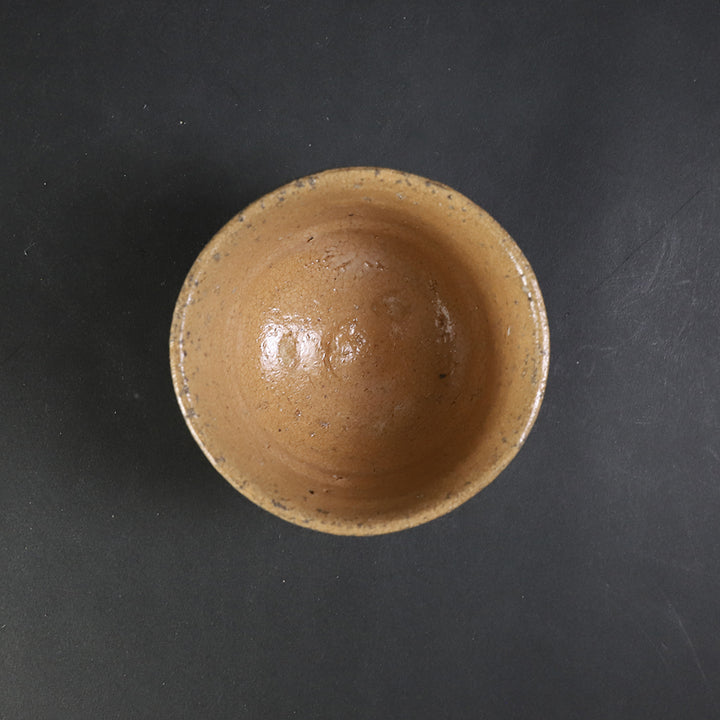 内村慎太郎 作 奥高麗ぐい呑 No.66 – ギャラリー一番館オンラインショップ