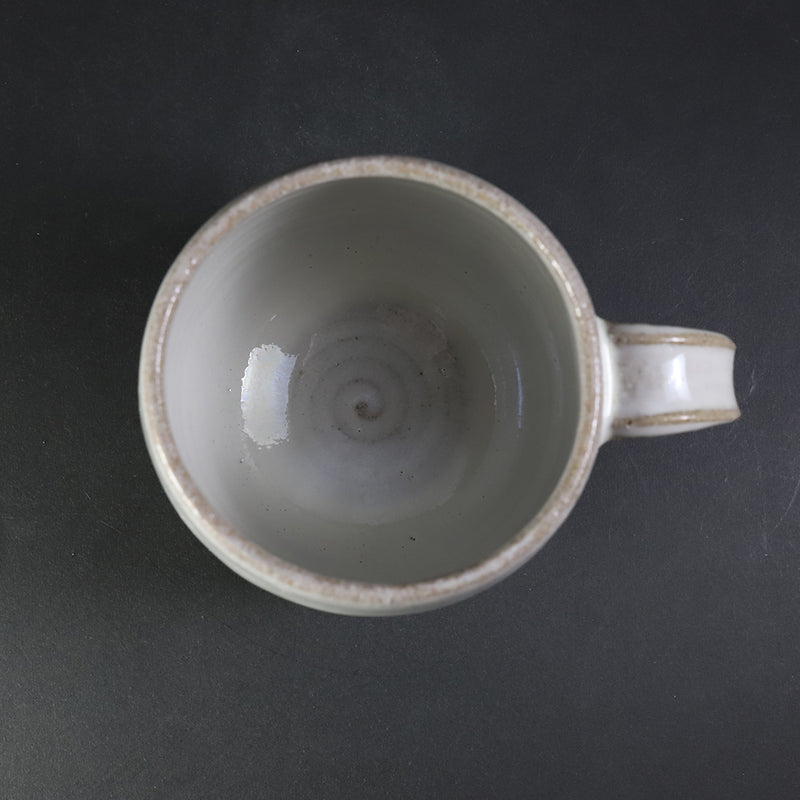 中里太郎右衛門窯　唐津手付杯（斑唐津）
