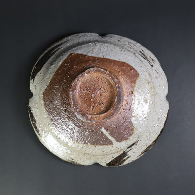 Painted Karatsu cut bowl by Kota Tanaka