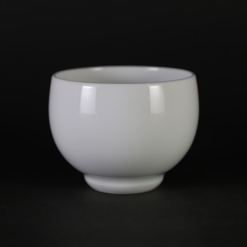 Manji Inoue White Porcelain Dyed Wheat Engraved Sake Cup (Large)