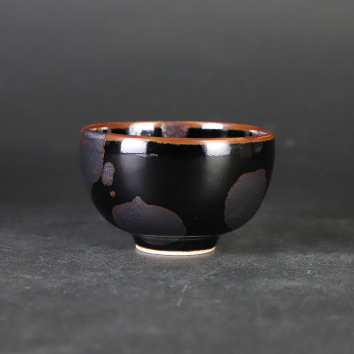 井上祐希 作 天目銀滴ぐい呑 – ギャラリー一番館オンラインショップ