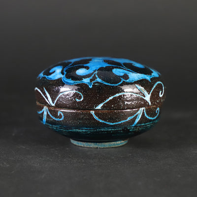 Karatsu Tarouemon Blue Scraped Incense Holder No.11 by the 14th generation Nakazato Tarouemon
