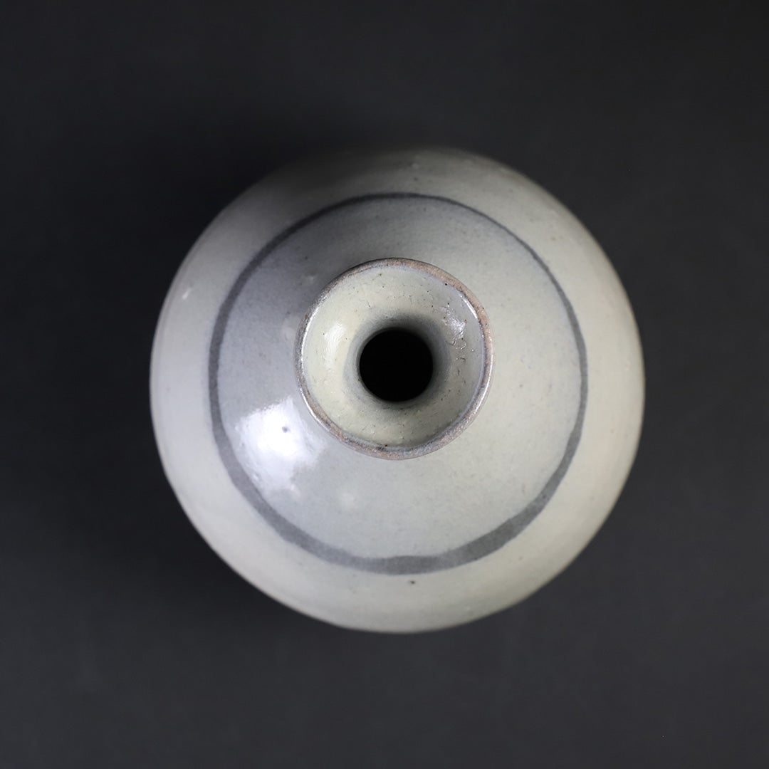 矢野直人作 粉引徳利 – ギャラリー一番館オンラインショップ