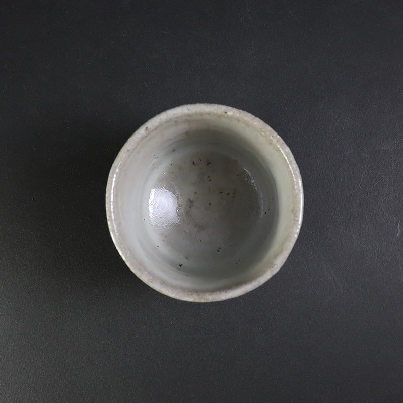 十四代中里太郎右衛門　作　朝鮮唐津ぐい呑　No.60