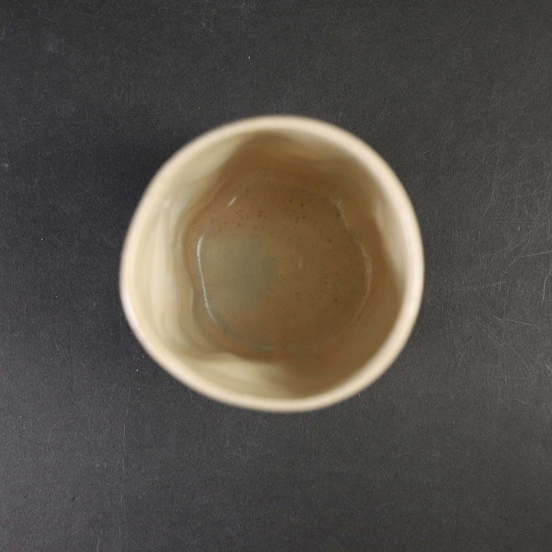 武末日臣 作 やわらか手湯呑 – ギャラリー一番館オンラインショップ