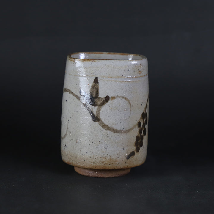 十四代中里太郎右衛門 作 絵唐津湯呑 – ギャラリー一番館オンライン