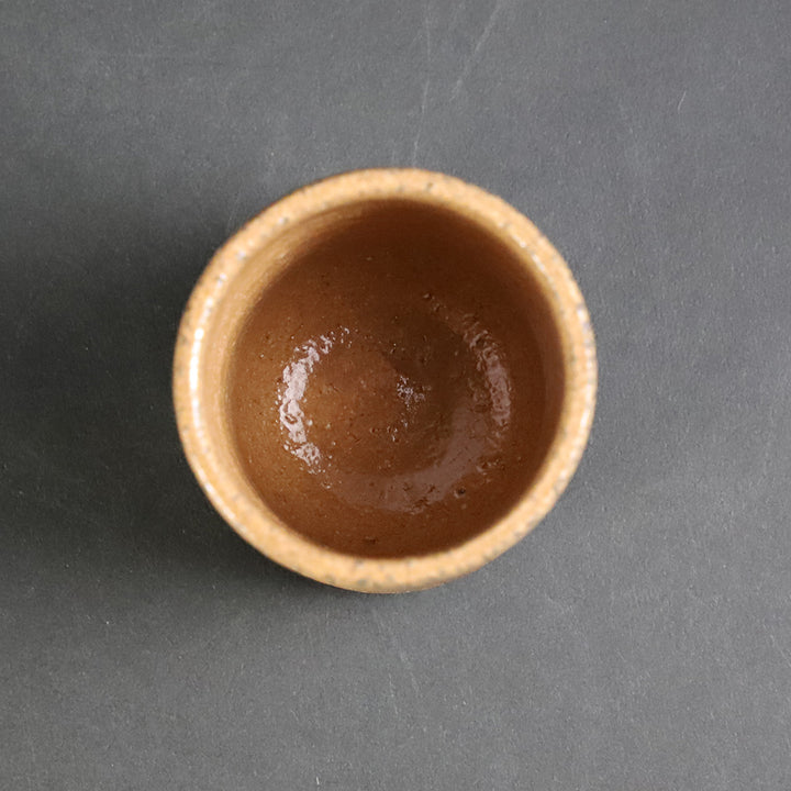 内村慎太郎 作 奥高麗たちぐい呑 – ギャラリー一番館オンラインショップ