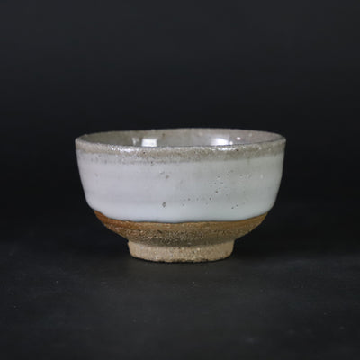 Madara Karatsu sake cup 1 made by the 14th generation Nakazato Tarouemon