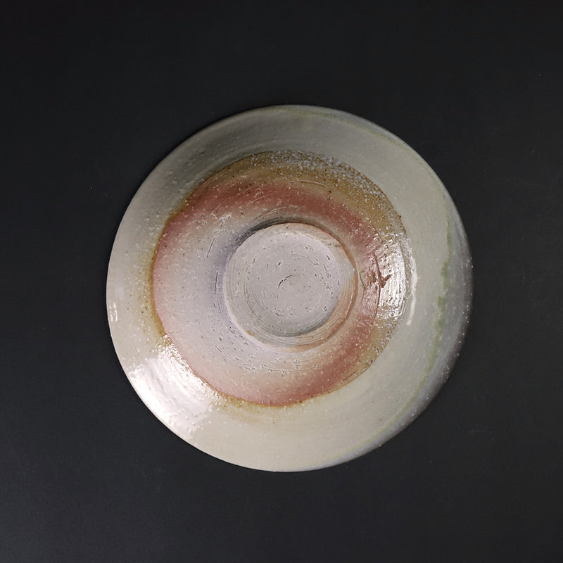 Ash-glazed plate by Takashi Nakazato