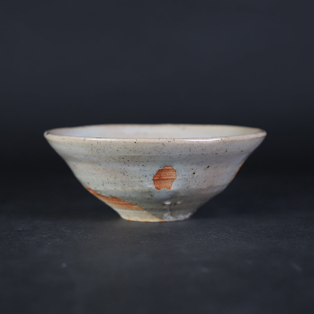 岡本作礼 作 唐津染付夫婦鳥ぐい呑 – ギャラリー一番館オンラインショップ