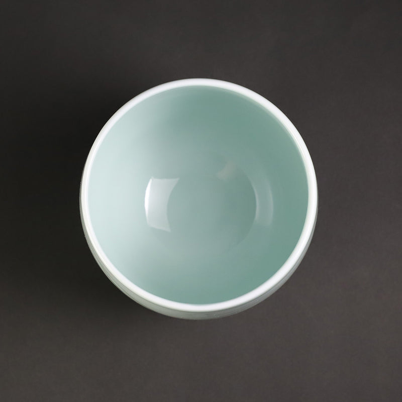 Inoue Manji Kiln Blue and white porcelain teacup with bamboo carving