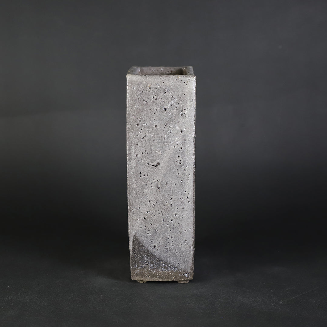 梶原靖元 作 角花入 No.61 – ギャラリー一番館オンラインショップ