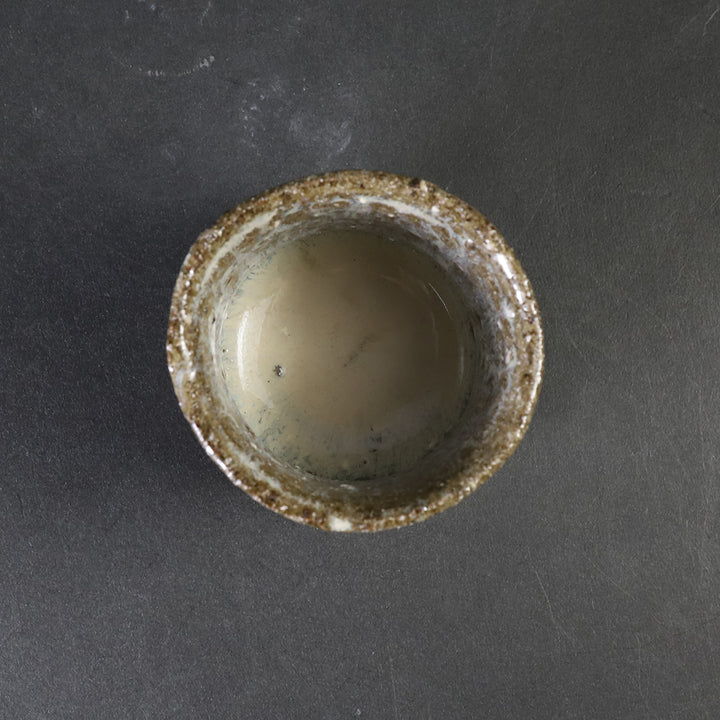 内村慎太郎 作 斑唐津たちぐい呑1 – ギャラリー一番館オンラインショップ