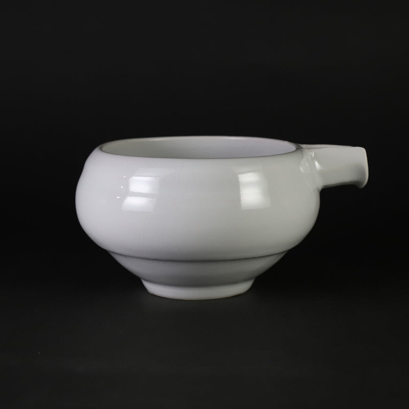 White porcelain gourd-shaped sake cup by Takashi Nakazato