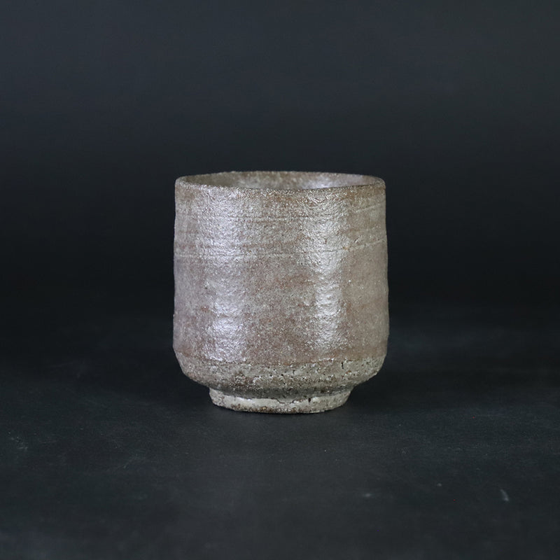 Karatsu sake cup 2 made by the 14th generation Nakazato Tarouemon
