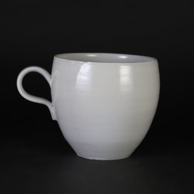White porcelain cup and saucer by Masahiro Takehana