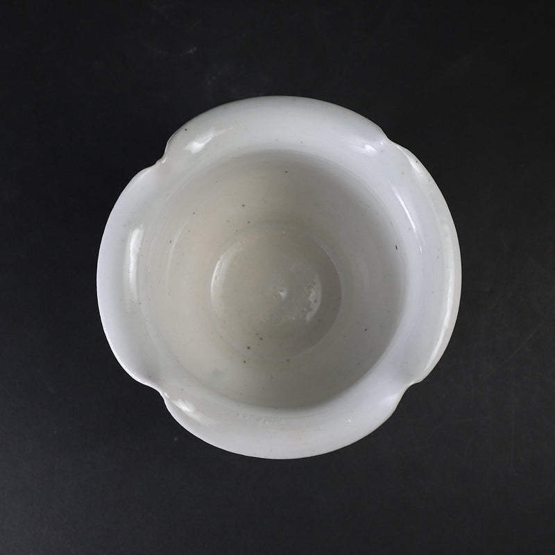 White porcelain dish by Naoto Yano