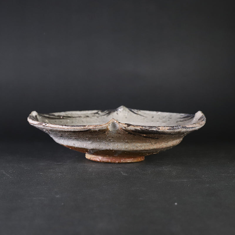 Painted Karatsu cut bowl by Kota Tanaka