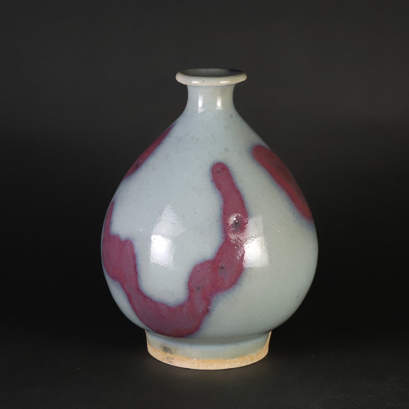 Karatsu Jun Kiln Sake Bottle by Sakurei Okamoto (No. 12)